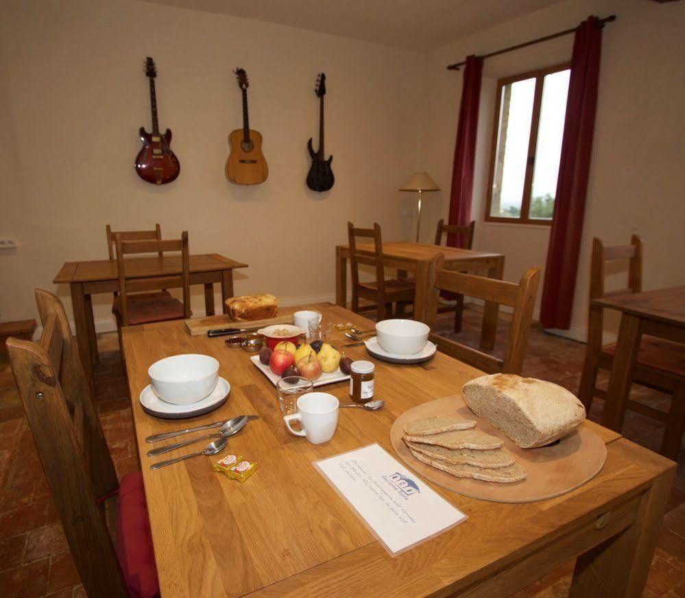 Ancienne Ecole Bed & Breakfast Cazaux-Villecomtal Exterior photo
